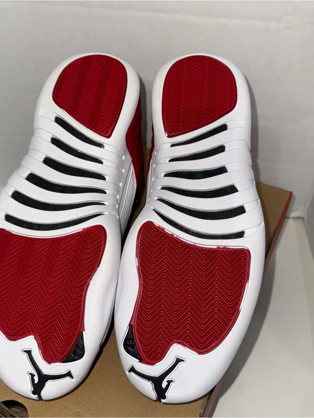 New Jordan 13 Retro Gym Red, White and Black Basketball Sneakers Size 9.5